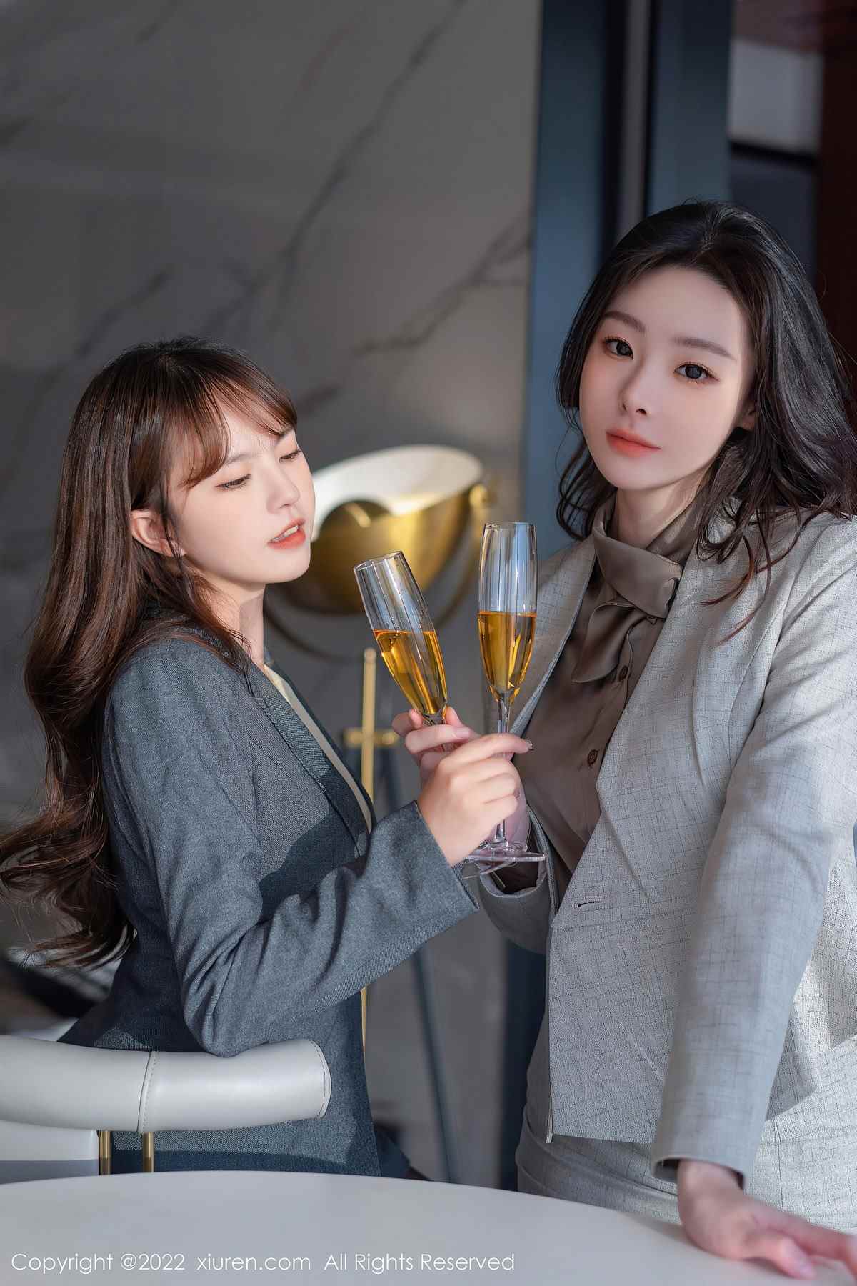 Xiuren秀人网-模特合集：光纱绿影倚窗梦