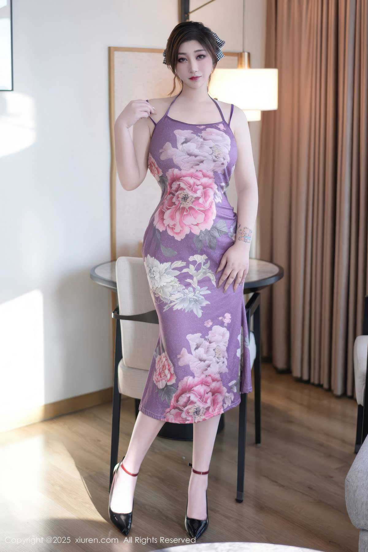 Xiuren秀人网-妲己：紫裙花影绘绮梦