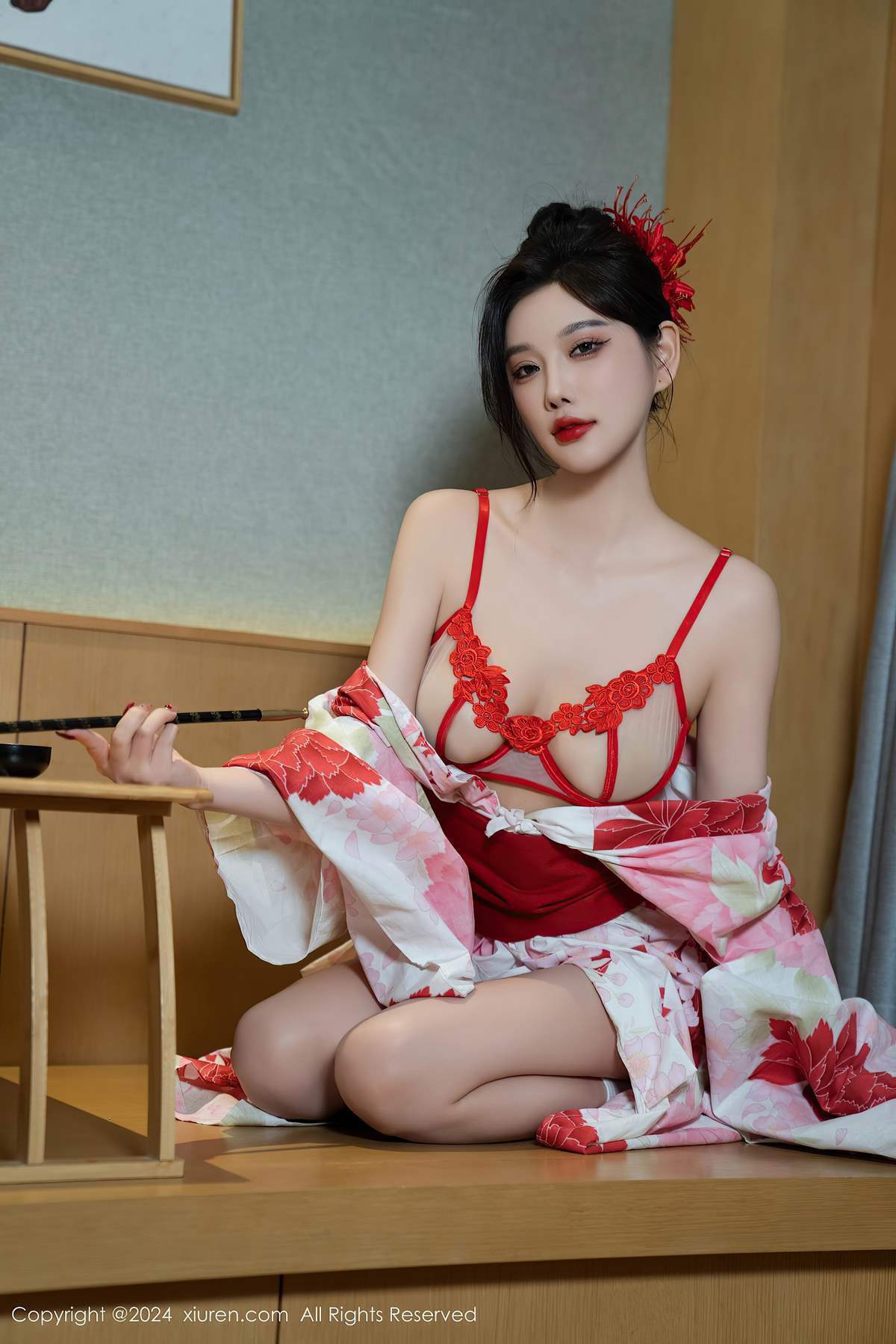 Xiuren秀人网-杨晨晨：晨光漾影，于静谧处绽现的刹那芳华