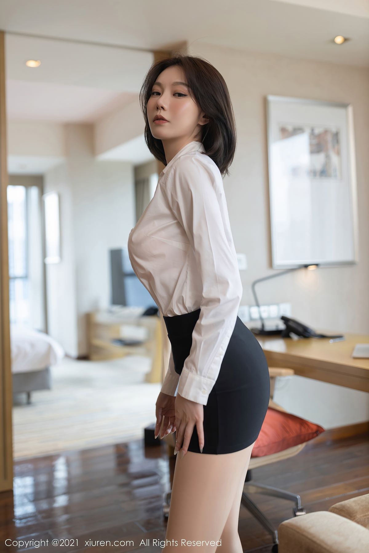 Xiuren秀人网-安然：光影之间静候心动